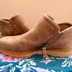 Dr. Scholl's Brown Ankle Booties NEW